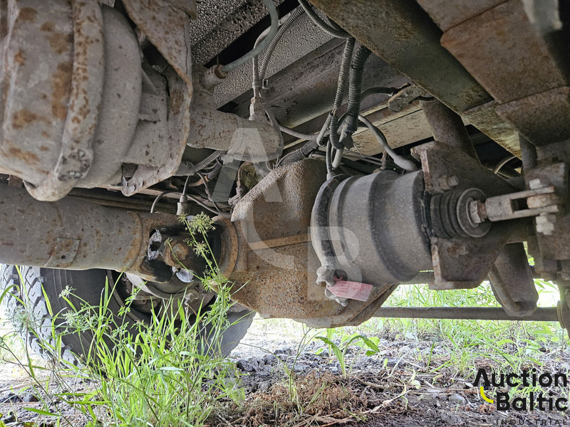 פלטפורמה אווירית מותקנת על משאית Iveco 100E 18: תמונה 18