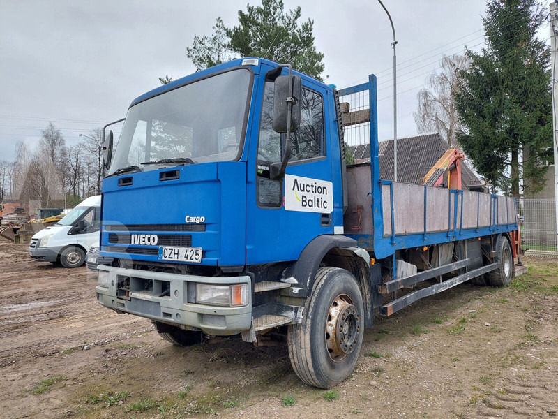 Iveco 180E18 - משאית צד נופל/ שטוחה, משאית מנוף: תמונה 2 Iveco 180E18 - משאית צד נופל/ שטוחה, משאית מנוף: תמונה 2