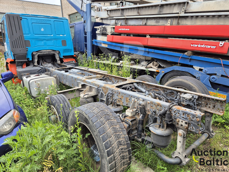 Iveco AT190S42/FP CT - משאית עם שלדת תא: תמונה 3 Iveco AT190S42/FP CT - משאית עם שלדת תא: תמונה 3