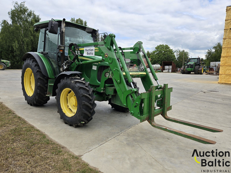 John Deere 5100 R - טרקטור חקלאי: תמונה 1 John Deere 5100 R - טרקטור חקלאי: תמונה 1