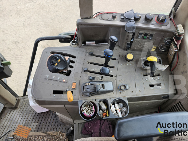 טרקטור חקלאי John Deere 6430: תמונה 7 טרקטור חקלאי John Deere 6430: תמונה 7