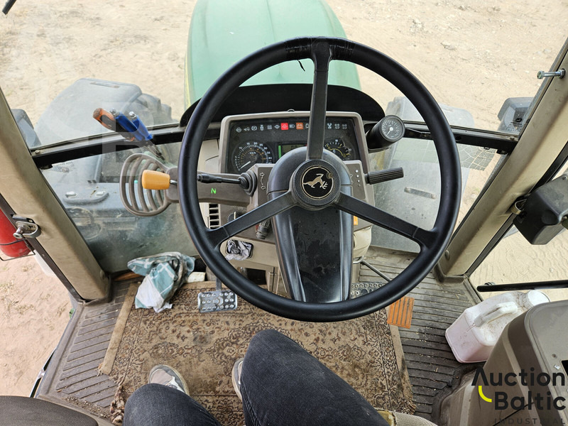 טרקטור חקלאי John Deere 6430: תמונה 6 טרקטור חקלאי John Deere 6430: תמונה 6