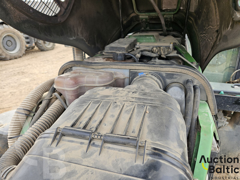 טרקטור חקלאי John Deere 6430: תמונה 8 טרקטור חקלאי John Deere 6430: תמונה 8