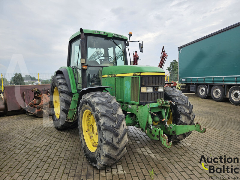 John Deere 6810 - טרקטור חקלאי: תמונה 2 John Deere 6810 - טרקטור חקלאי: תמונה 2