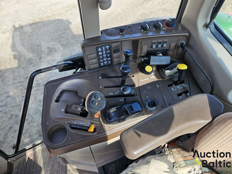John Deere 6820 - טרקטור חקלאי: תמונה 5 John Deere 6820 - טרקטור חקלאי: תמונה 5