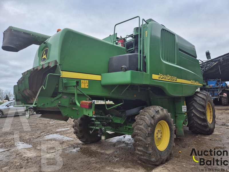 John Deere 9540 - מקצרת קומבינה: תמונה 3 John Deere 9540 - מקצרת קומבינה: תמונה 3
