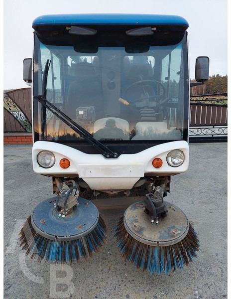 Johnston 142A 101T - מטאטא כבישים: תמונה 1 Johnston 142A 101T - מטאטא כבישים: תמונה 1