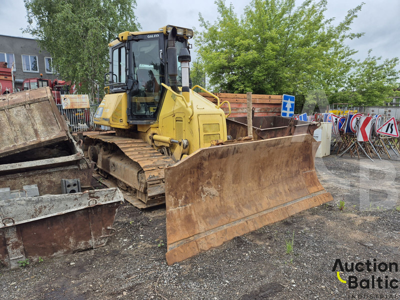 Komatsu D51EX-22 - דחפור: תמונה 2 Komatsu D51EX-22 - דחפור: תמונה 2