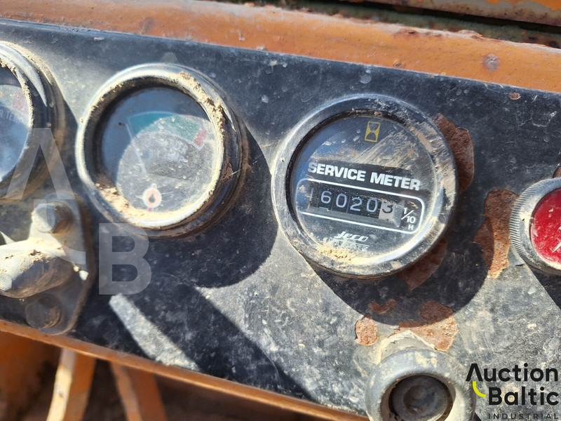 Komatsu D57S-1 - מעמיס זוחל: תמונה 4 Komatsu D57S-1 - מעמיס זוחל: תמונה 4