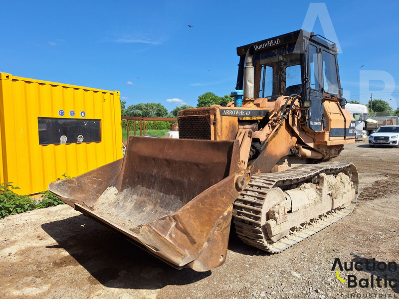 Komatsu D57S-1 - מעמיס זוחל: תמונה 1 Komatsu D57S-1 - מעמיס זוחל: תמונה 1