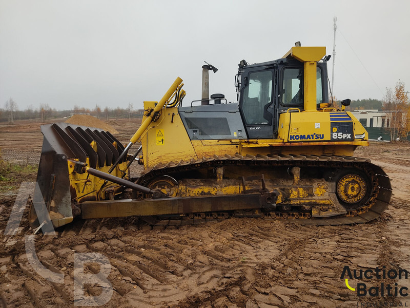Komatsu D85PX-15 - דחפור: תמונה 3 Komatsu D85PX-15 - דחפור: תמונה 3