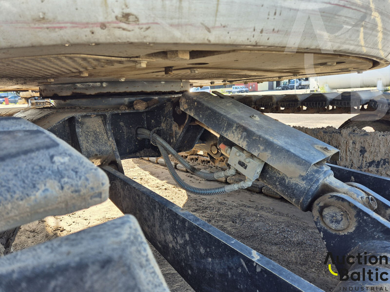 מיני מחפר Komatsu PC80MR-3: תמונה 14