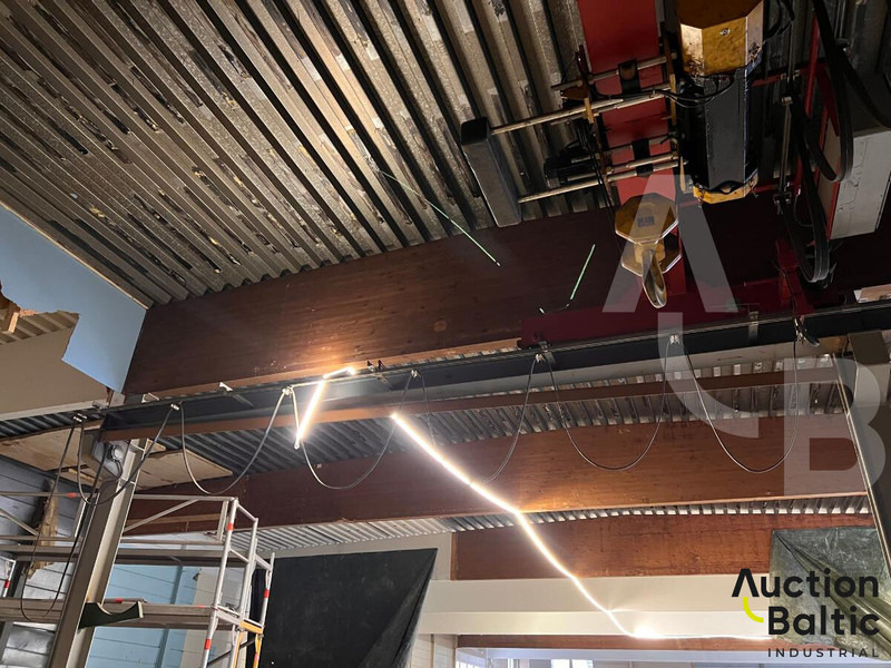 Krone - עגורן: תמונה 2 Krone - עגורן: תמונה 2