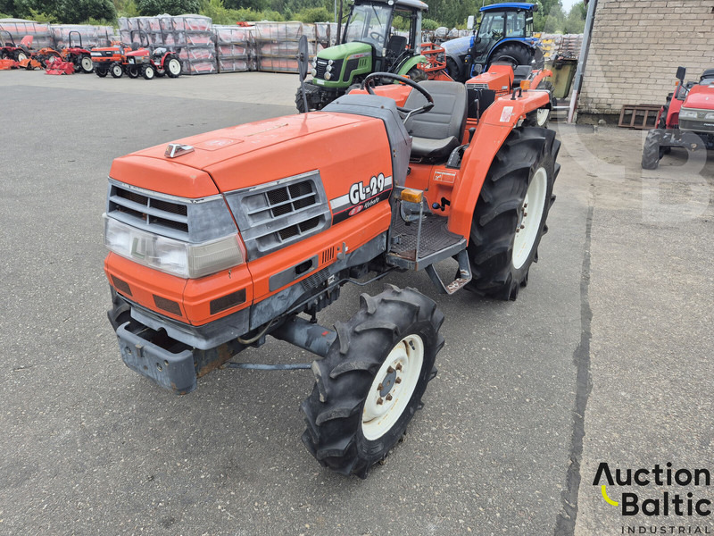 Kubota GL 29 - טרקטור חקלאי: תמונה 2 Kubota GL 29 - טרקטור חקלאי: תמונה 2