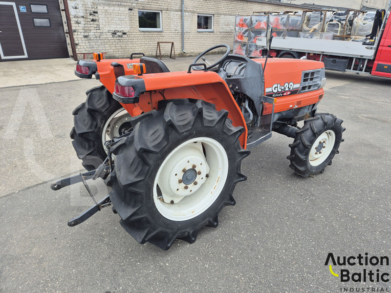 Kubota GL 29 - טרקטור חקלאי: תמונה 3 Kubota GL 29 - טרקטור חקלאי: תמונה 3