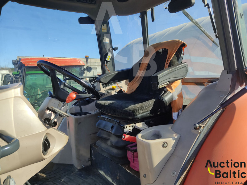טרקטור חקלאי Kubota M 6060-C: תמונה 6