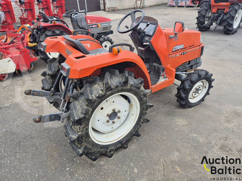 Kubota X 20 DT - טרקטור חקלאי: תמונה 3 Kubota X 20 DT - טרקטור חקלאי: תמונה 3