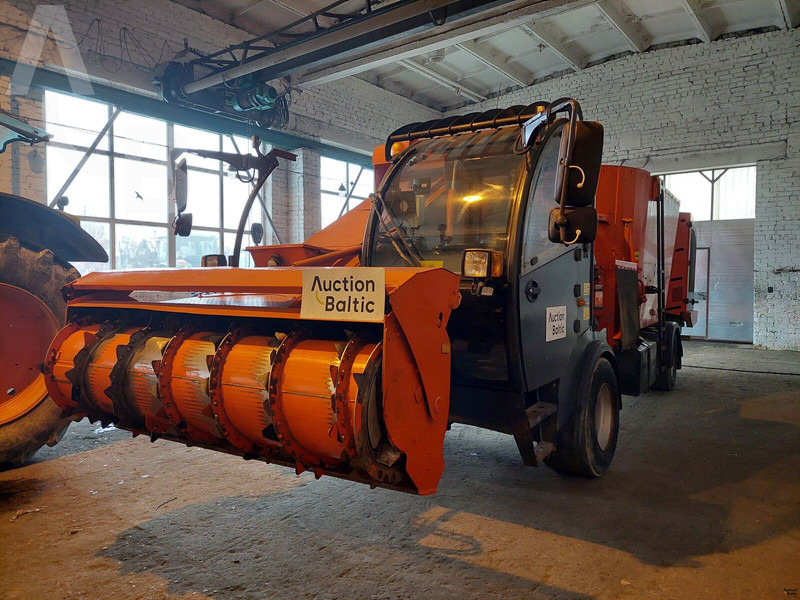 Kuhn SPW 14 Compact - ציוד לבעלי חיים: תמונה 2 Kuhn SPW 14 Compact - ציוד לבעלי חיים: תמונה 2