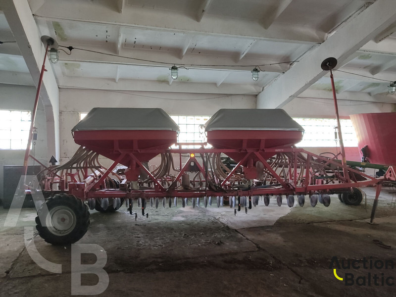 Kverneland DT-6 - ציוד זריעה: תמונה 1 Kverneland DT-6 - ציוד זריעה: תמונה 1