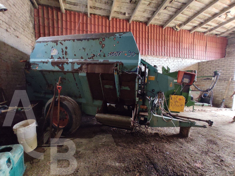 Labrador MT90 - ציוד לבעלי חיים: תמונה 2 Labrador MT90 - ציוד לבעלי חיים: תמונה 2