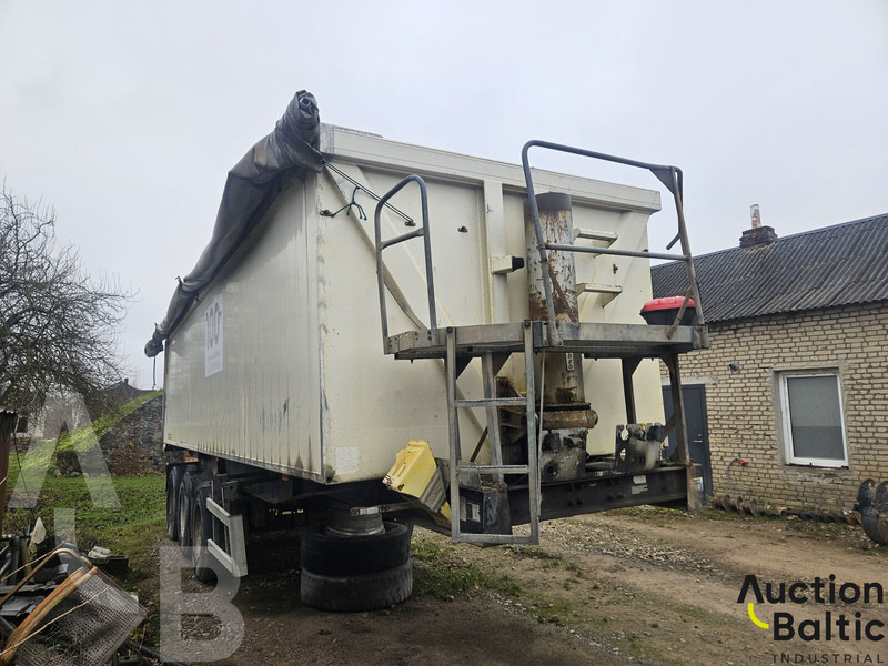 Langendorf - סמיטריילר עם וילונות צד: תמונה 2 Langendorf - סמיטריילר עם וילונות צד: תמונה 2