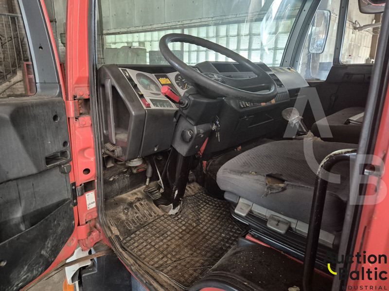 MAN 8.163 - פלטפורמה אווירית מותקנת על משאית: תמונה 5 MAN 8.163 - פלטפורמה אווירית מותקנת על משאית: תמונה 5