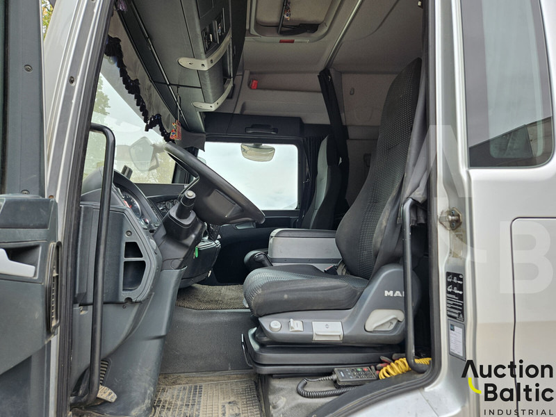 MAN TGL8.250 - משאית וילונות צד: תמונה 5 MAN TGL8.250 - משאית וילונות צד: תמונה 5