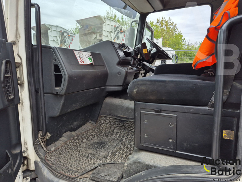 MAN TGM15.250 4X2 BL - מטאטא כבישים: תמונה 5 MAN TGM15.250 4X2 BL - מטאטא כבישים: תמונה 5