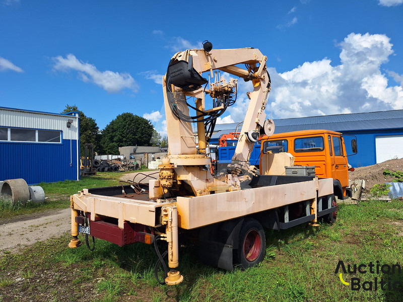 Magirus 130 M 8 - משאית צד נופל/ שטוחה, משאית מנוף: תמונה 4 Magirus 130 M 8 - משאית צד נופל/ שטוחה, משאית מנוף: תמונה 4