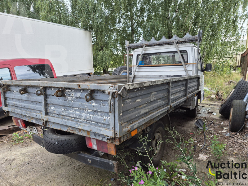 Mercedes-Benz 100-serie 100 D - כלי רכב מסחרי במיטה שטוחה: תמונה 4 Mercedes-Benz 100-serie 100 D - כלי רכב מסחרי במיטה שטוחה: תמונה 4