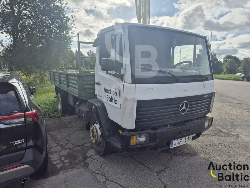 Mercedes-Benz 1117 - משאית צד נופל/ שטוחה: תמונה 2 Mercedes-Benz 1117 - משאית צד נופל/ שטוחה: תמונה 2
