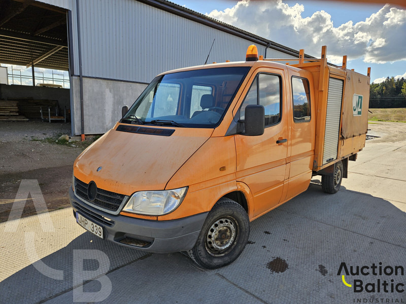 Mercedes-Benz 313 - מכונת בנייה: תמונה 1 Mercedes-Benz 313 - מכונת בנייה: תמונה 1