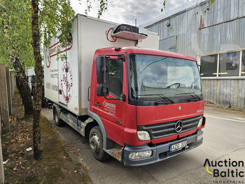 Mercedes-Benz 815 - משאית קירור: תמונה 2 Mercedes-Benz 815 - משאית קירור: תמונה 2