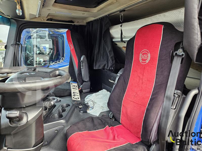 Mercedes-Benz Actros 1843 - משאית עם שלדת תא: תמונה 5 Mercedes-Benz Actros 1843 - משאית עם שלדת תא: תמונה 5