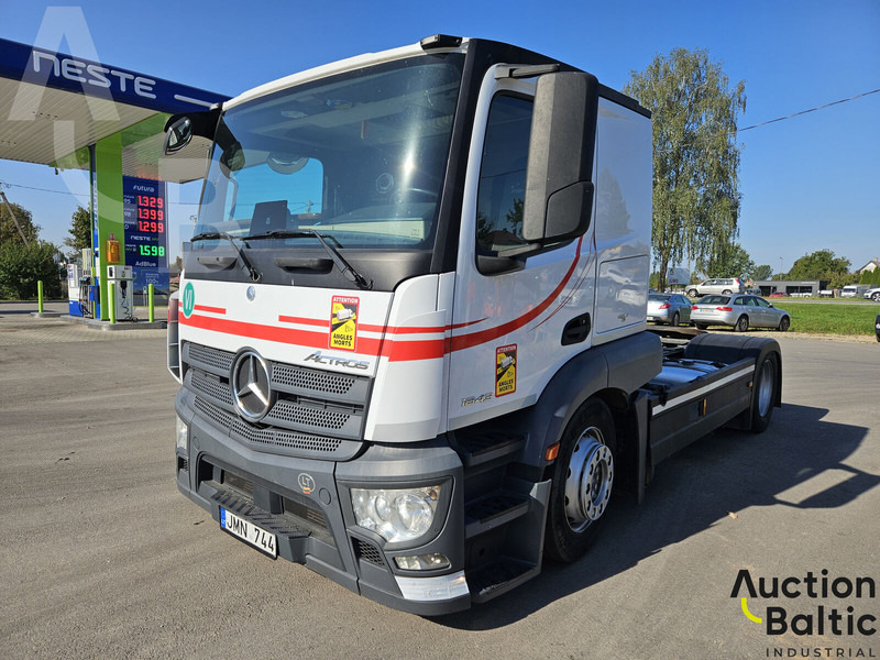 Mercedes-Benz Actros - יחידת טרקטור: תמונה 1 Mercedes-Benz Actros - יחידת טרקטור: תמונה 1