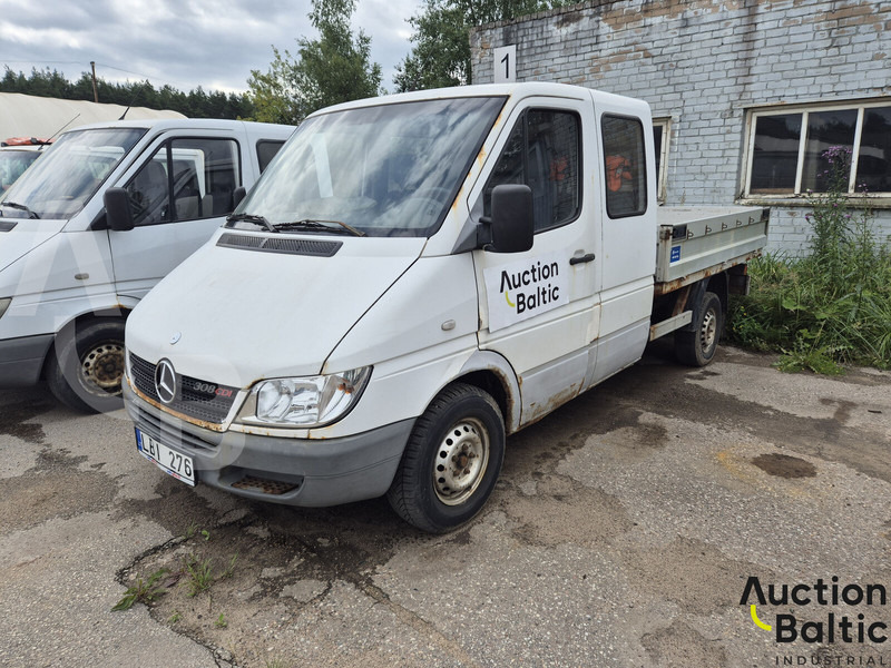 Mercedes-Benz Sprinter 308 CDI - כלי רכב מסחרי במיטה שטוחה, כלי רכב מסחרי קומבי: תמונה 1 Mercedes-Benz Sprinter 308 CDI - כלי רכב מסחרי במיטה שטוחה, כלי רכב מסחרי קומבי: תמונה 1