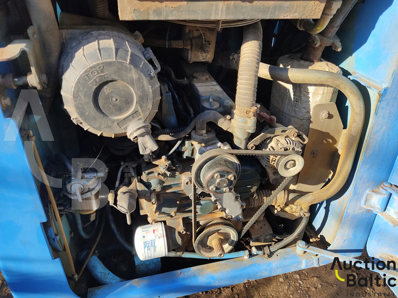 מעמיס היגוי החלקה Messersi SL-45: תמונה 9 מעמיס היגוי החלקה Messersi SL-45: תמונה 9