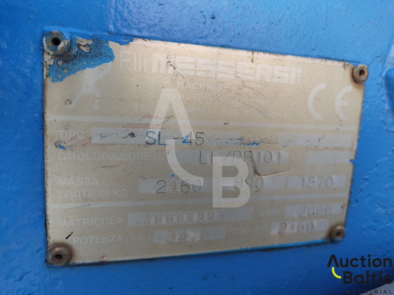 מעמיס היגוי החלקה Messersi SL-45: תמונה 18 מעמיס היגוי החלקה Messersi SL-45: תמונה 18