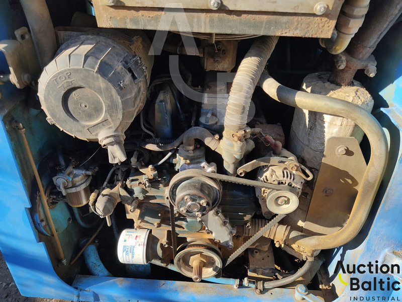 מעמיס היגוי החלקה Messersi SL-45: תמונה 10 מעמיס היגוי החלקה Messersi SL-45: תמונה 10