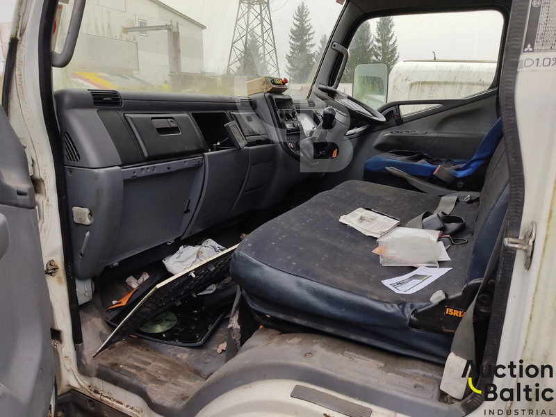 Mitsubishi Fuso - משאית אשפה: תמונה 5 Mitsubishi Fuso - משאית אשפה: תמונה 5