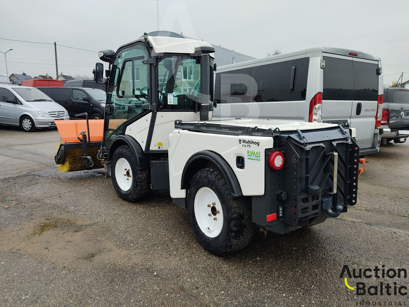 Multihog CX75 - מטאטא כבישים: תמונה 4 Multihog CX75 - מטאטא כבישים: תמונה 4