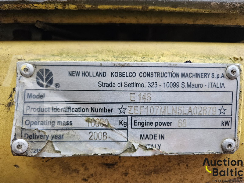 מחפר סורק New Holland E 145: תמונה 6