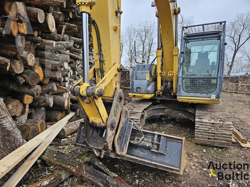 New Holland E 145 - מחפר סורק: תמונה 3 New Holland E 145 - מחפר סורק: תמונה 3