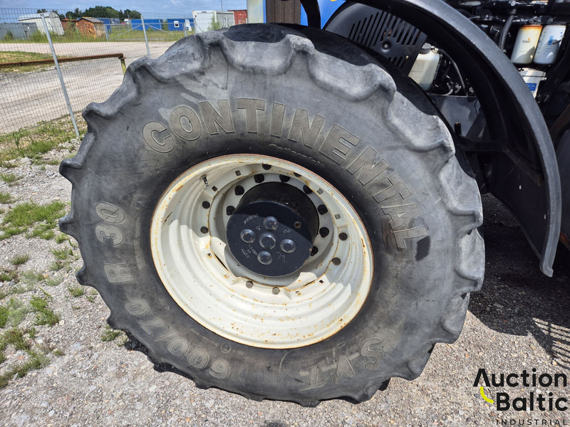 טרקטור חקלאי New Holland T 8040: תמונה 13