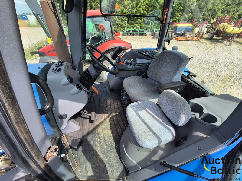 New Holland T 8040 - טרקטור חקלאי: תמונה 5 New Holland T 8040 - טרקטור חקלאי: תמונה 5