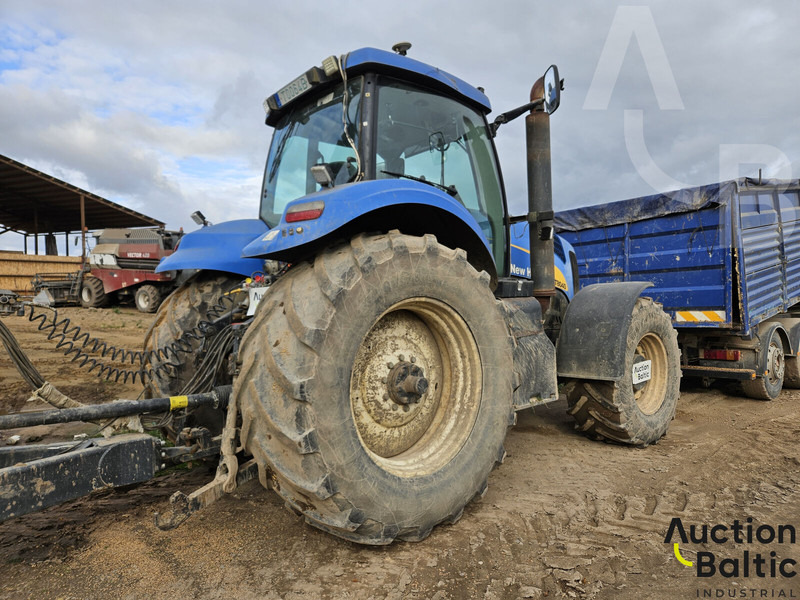 New Holland T 8040 - טרקטור חקלאי: תמונה 4 New Holland T 8040 - טרקטור חקלאי: תמונה 4