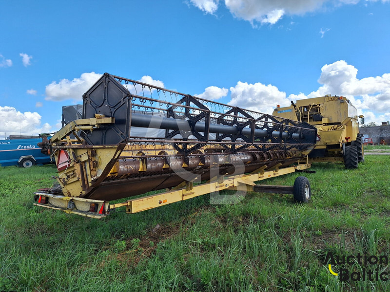 New Holland TF 78 - מקצרת קומבינה: תמונה 3 New Holland TF 78 - מקצרת קומבינה: תמונה 3