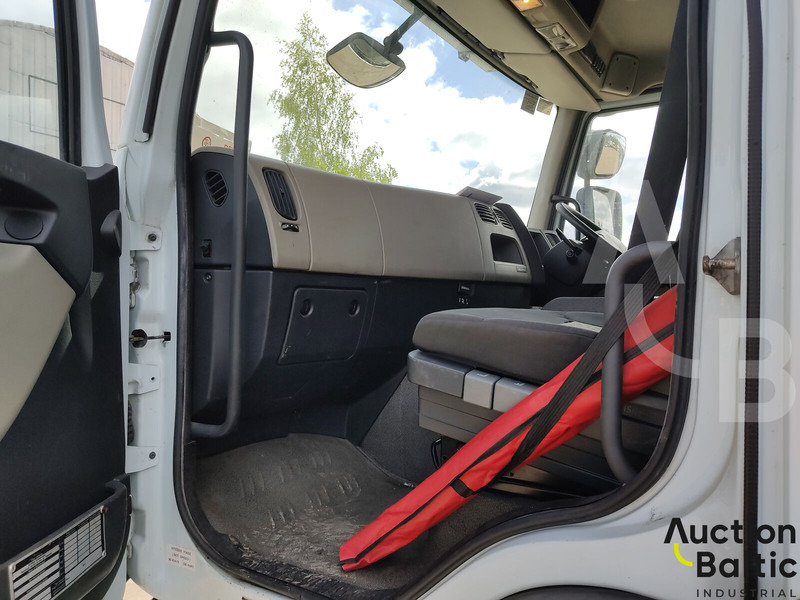 Renault Premium - משאית הובלה אוטומטית: תמונה 5 Renault Premium - משאית הובלה אוטומטית: תמונה 5