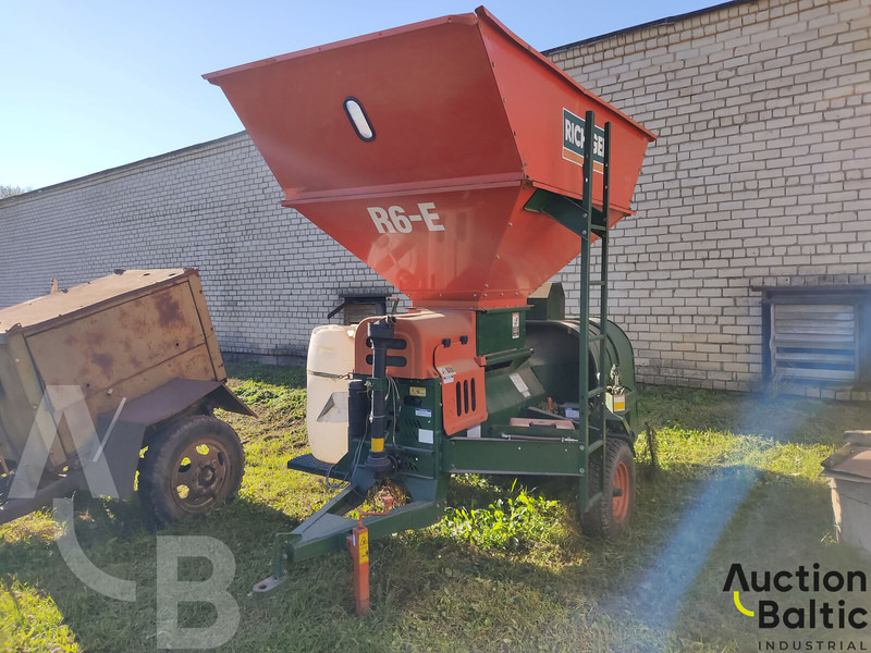 Richiger R6 E - ציוד לבעלי חיים: תמונה 4 Richiger R6 E - ציוד לבעלי חיים: תמונה 4