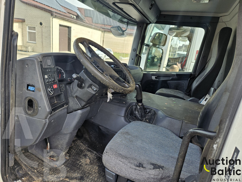 Scania P 230 - משאית מכל: תמונה 5 Scania P 230 - משאית מכל: תמונה 5